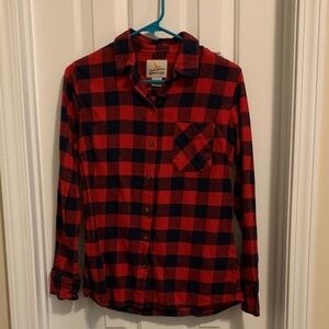 💛 3 for $15 Field & Stream Red and Black Checkered Button-Down Shirt